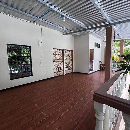Ibania Hostal Tamanique Kültér fotó